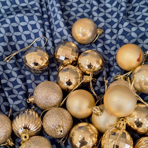 christmas ornaments - Picture 4 of 6